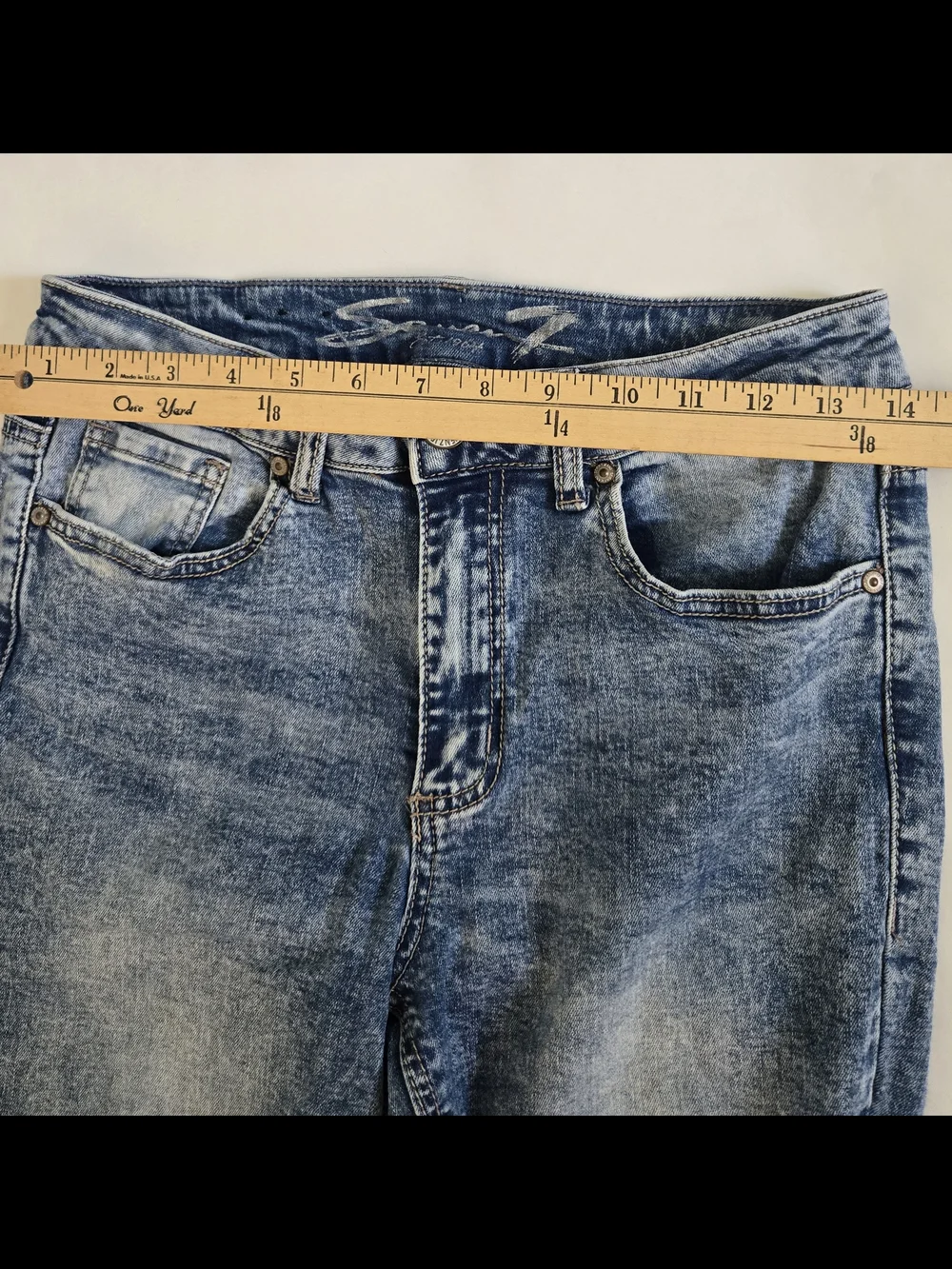 Light Wash Slim Denim Jeans With Cuffed Raw Edge Hem. Womens Size 6. - Picture 9 of 14